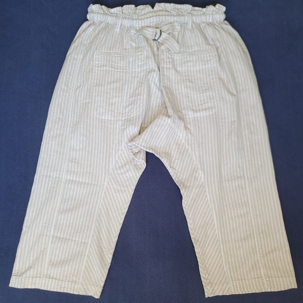 Free People beige with blue pinstripe Drawstring Cropped Wide Leg Pants - Picture 6 of 16